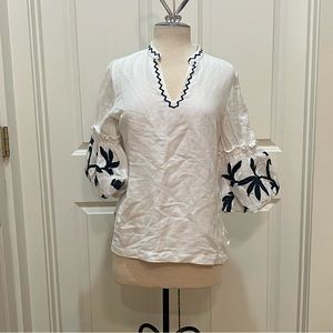 NWT Chicos White Linen Top Small